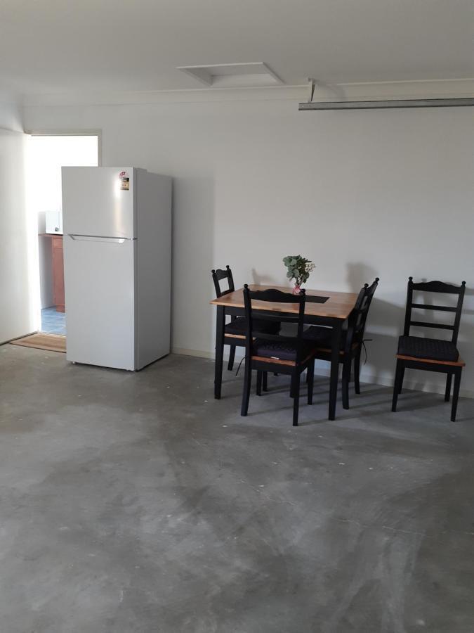 Blk Stays Guest House Deluxe Units Morayfield 外观 照片