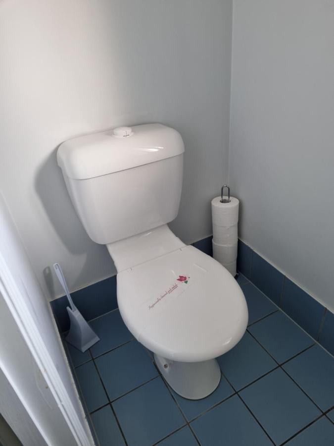 Blk Stays Guest House Deluxe Units Morayfield 外观 照片