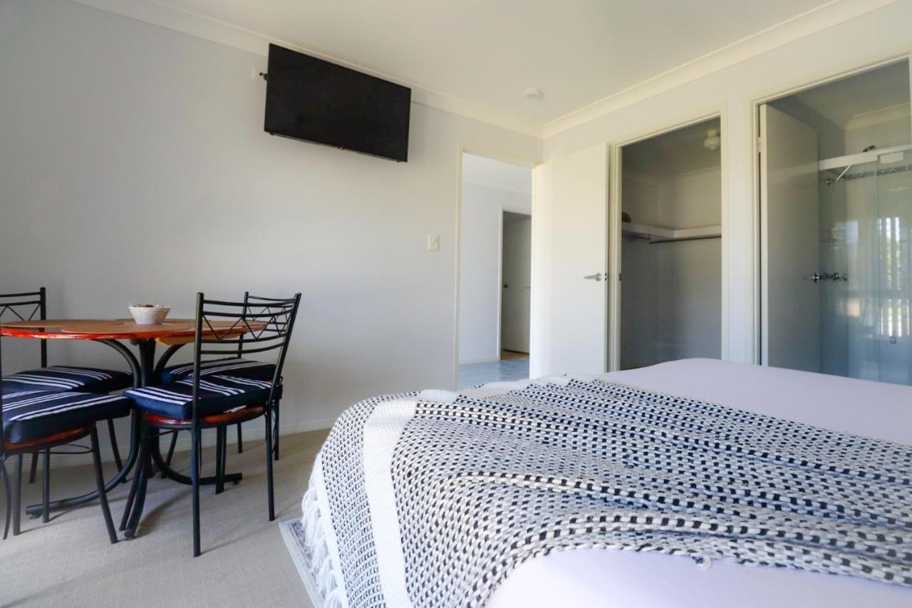 Blk Stays Guest House Deluxe Units Morayfield 外观 照片
