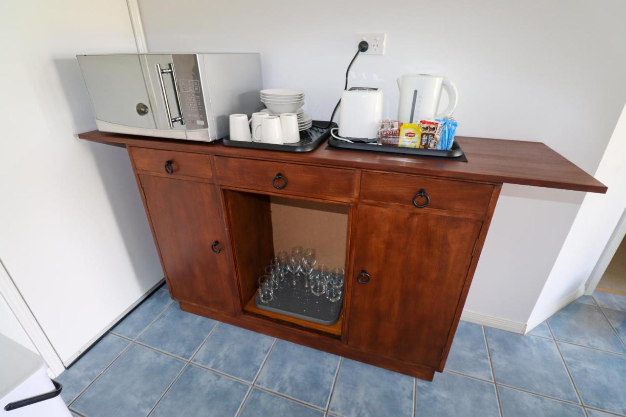 Blk Stays Guest House Deluxe Units Morayfield 外观 照片
